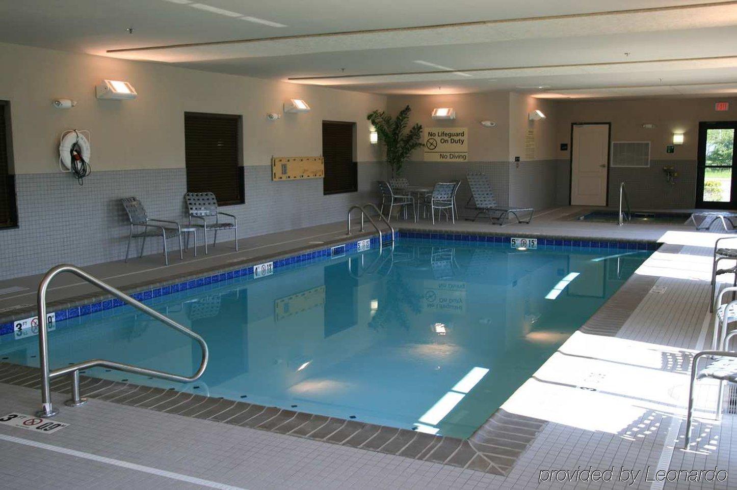 Hampton Inn Defiance Létesítmények fotó