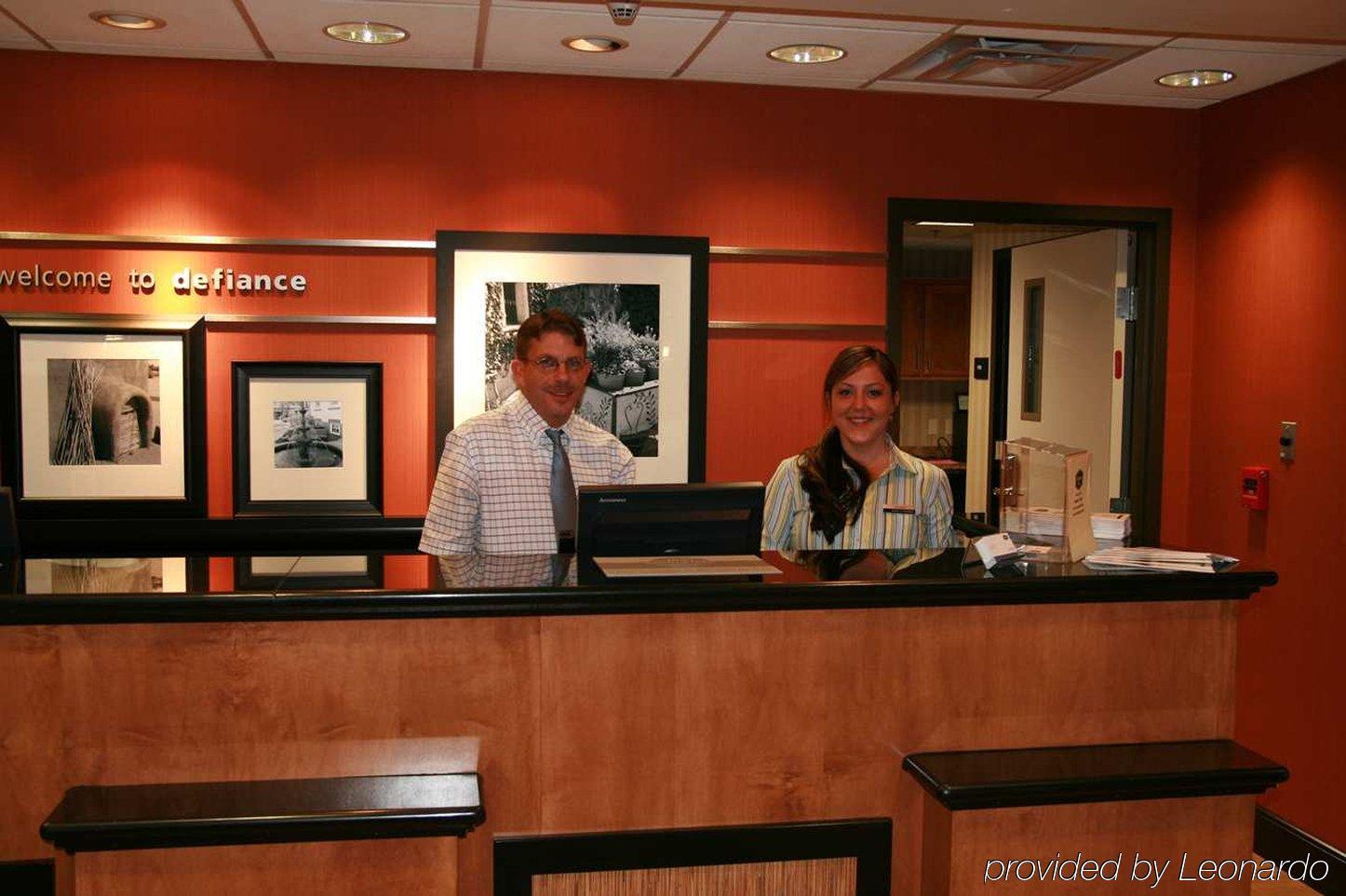 Hampton Inn Defiance Beltér fotó